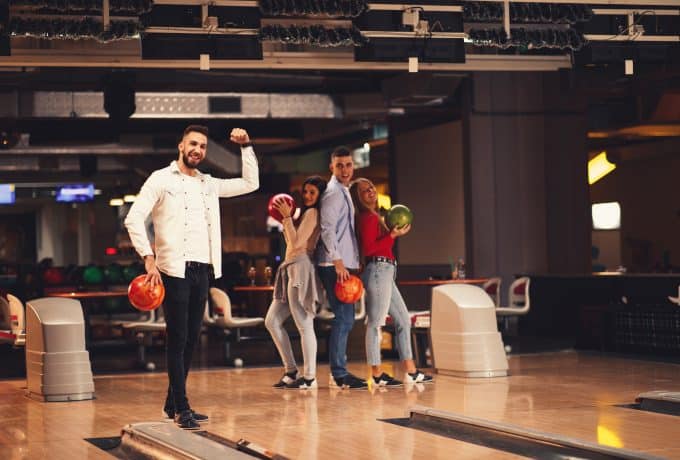 Why Bowling is the Perfect Family Activity in Draper  