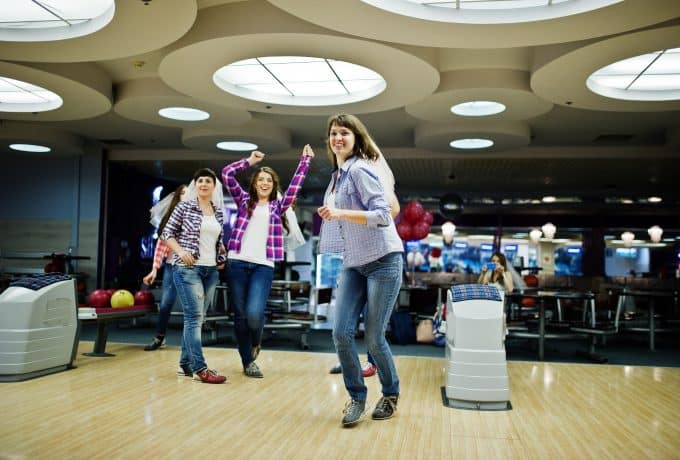 Mastering Bowling in Kaysville: Top Tips to Beat Your Friends